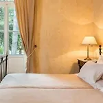 Nafsimedon Hotel 4*
