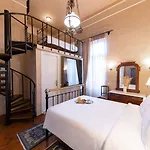 Nafsimedon Hotel 4*