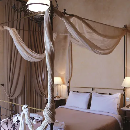 Nafsimedon Hotell 4*