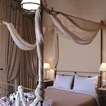Nafsimedon Hotel 4*