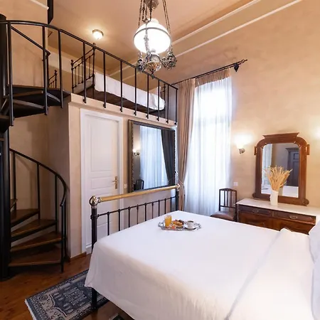 Hotel Nafsimedon 4*