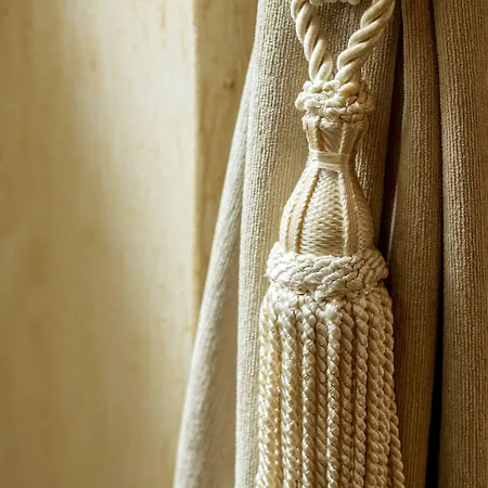 מלון Nafsimedon 4*