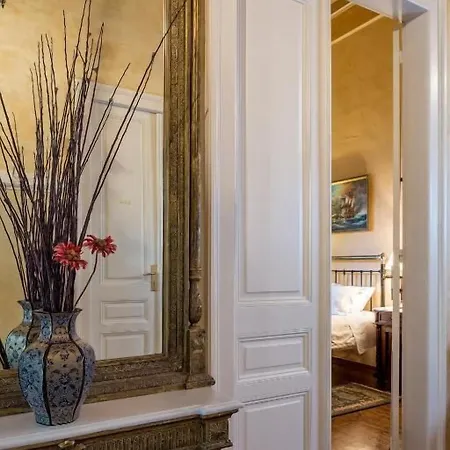 מלון Nafsimedon 4*