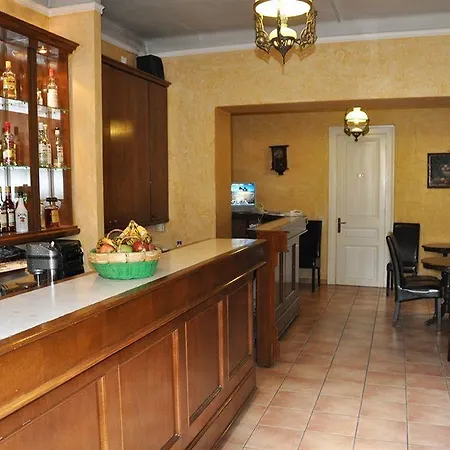 Nafsimedon Hotel 4*