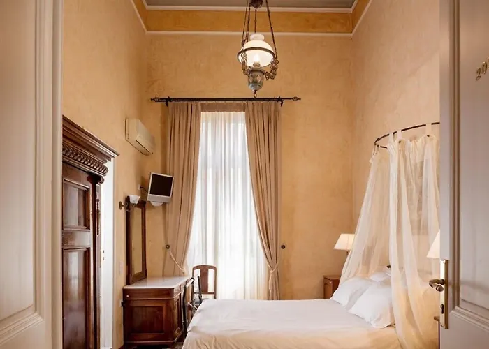 Nafsimedon Hotel 4*